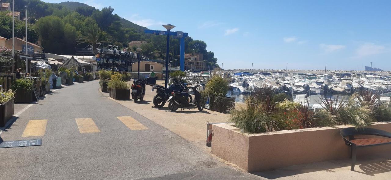 Petit Coin De Paradis Au Soleil Pres De La Mer Сен Сир сюр Мер Екстериор снимка